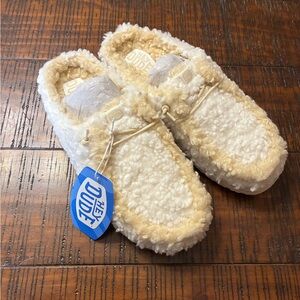 Hey Dude Wendy Slipper